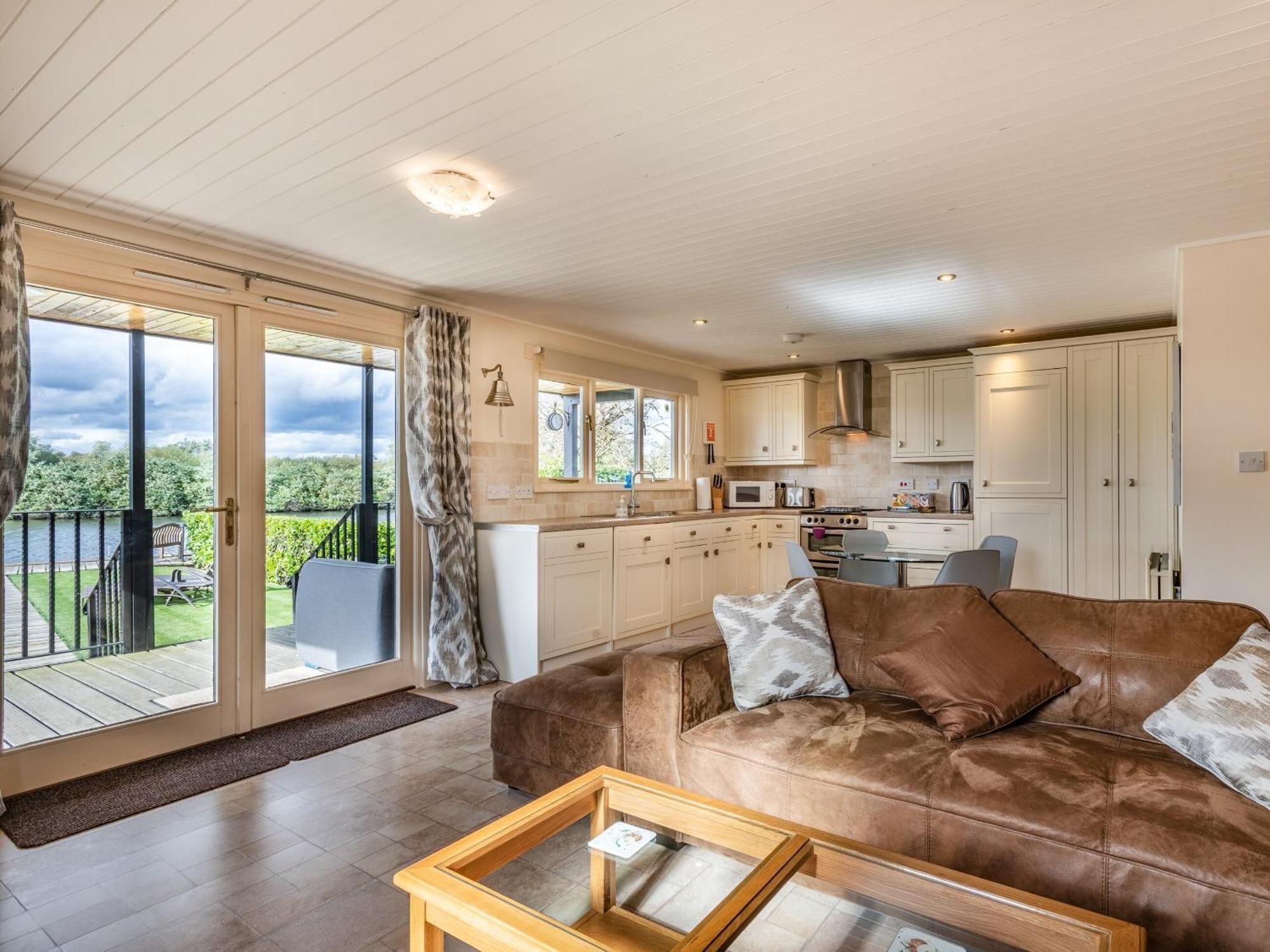 Sunset Lodge Brundall Exterior photo
