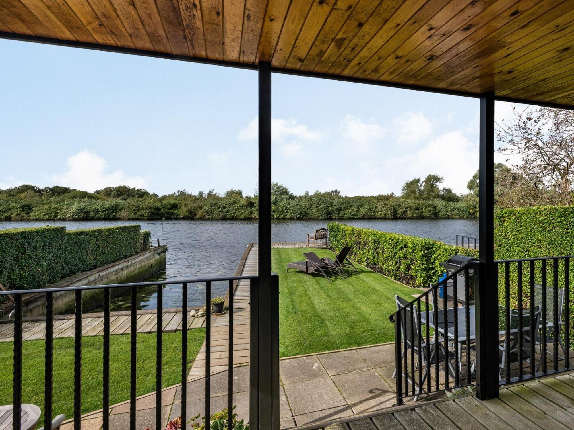 Sunset Lodge Brundall Exterior photo